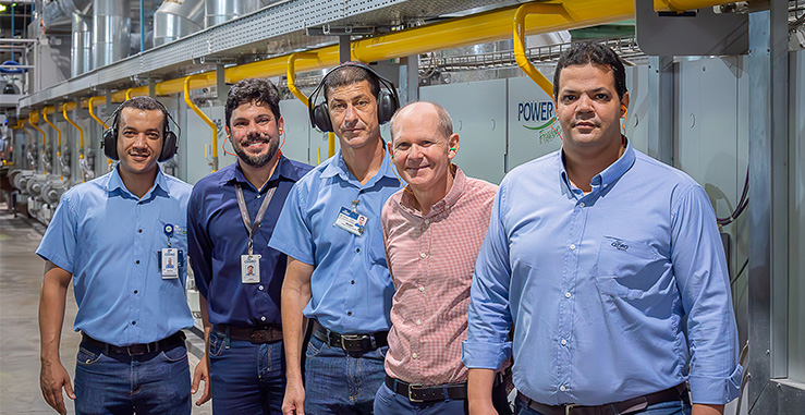 Das Team bei Cedro Têxtil mit Frank Bernhard (2.v.r.), Brückner Vertreter in Brasilien